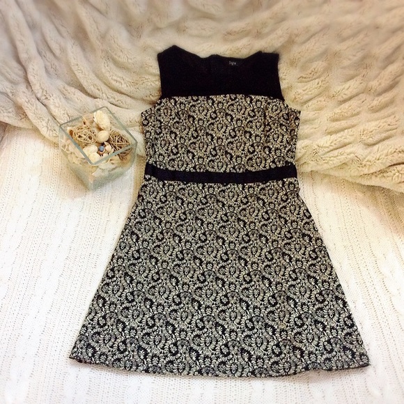 Blue Floral Dress - Picture 2 of 8